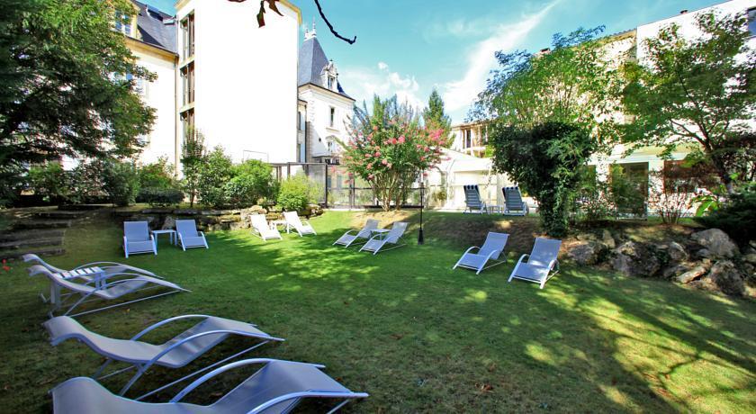 Au Grand Hotel De Sarlat - Pavillon De Selves Dış mekan fotoğraf