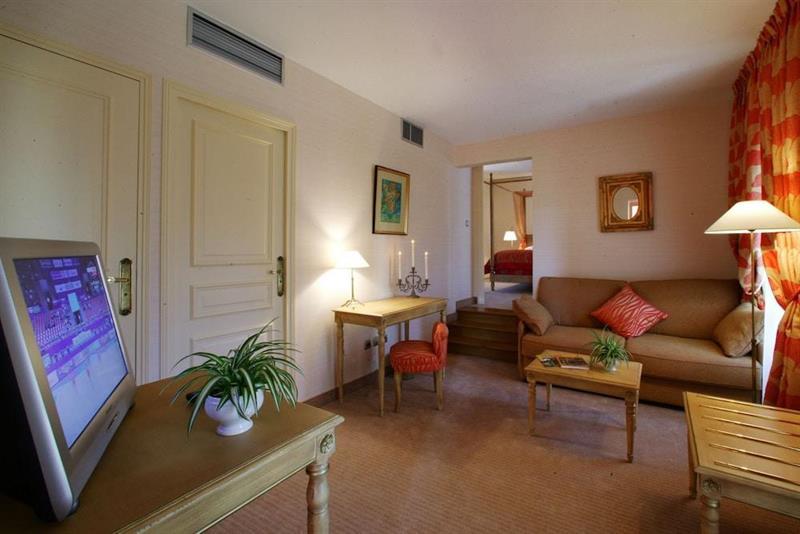 Au Grand Hotel De Sarlat - Pavillon De Selves Dış mekan fotoğraf